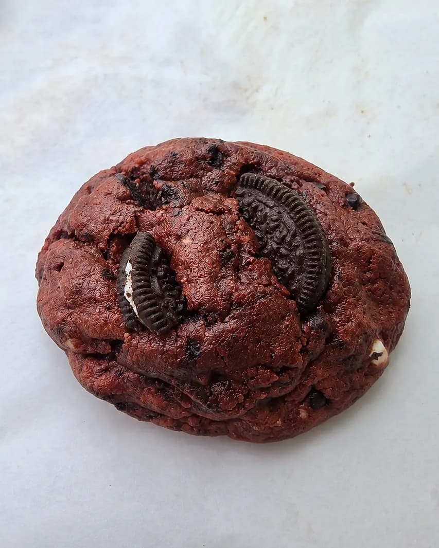 Red Velvet Oreo Cookie